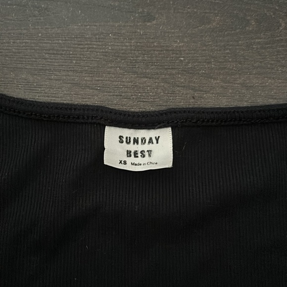 SUNDAY BEST GOING OUT TOP. - Picture 2 of 4